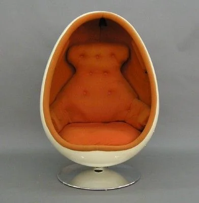 1970 style egg chair